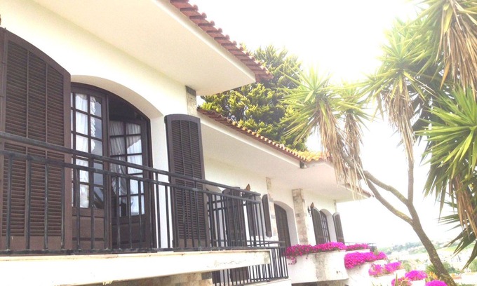 Alcobaca Apartamento | Casa São Bernardo Piso 1 - Parte 6/8 Pax - Al lado del Monasterio y cerca de las Playas