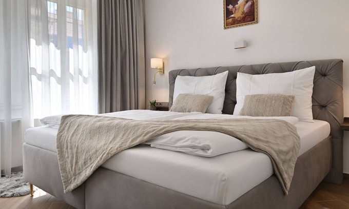 Mala Strana Apartamento | Welcome to Kaiserstein Palace Apartments -Luxury Living in the Heart of Prague.