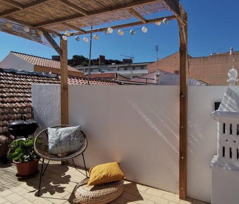 Silves Casa | Algarve house, sun, terrace, views and barbecue
