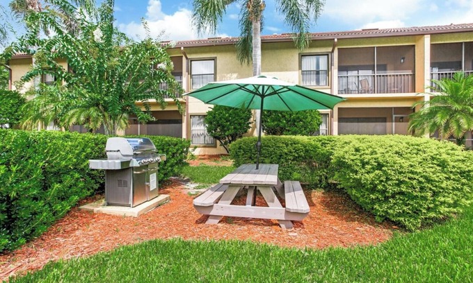 Solivita Condominio | Alhambra at Poinciana 1BR Suite Saturday Check-In