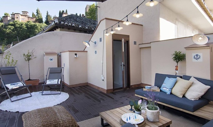 San Pedro Casa | Alhambra Boutique Terrace