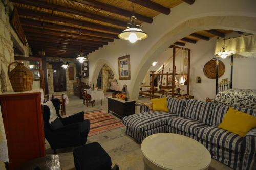 Latchi Casa | Aliki's House 1+ 2