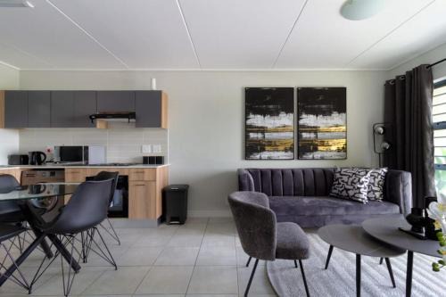 Boksburg Apartamento | #AlimamaSpaces Pano's Greenpark