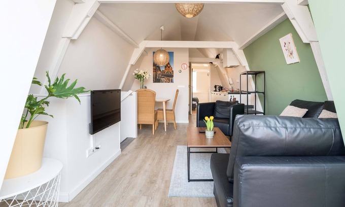 Alkmaar Apartamento | Alkmaar City Centre Apartment C