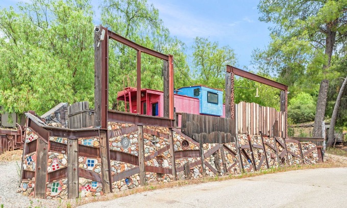 Agoura Hills Apartamento | All Aboard the Glamour of Orient Express