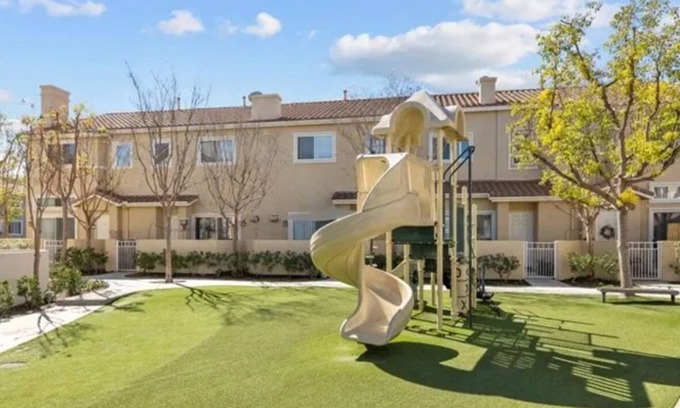 Stevenson Ranch Condominio | All Included & All Furnished 2 bed 2 bath Condo Ready to Move in!