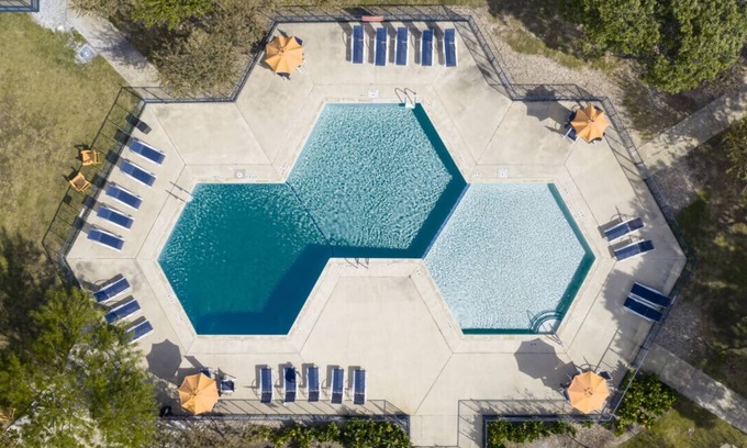 St. Johns Apartamento | C38 Spacious Studio in All Inclusive Community