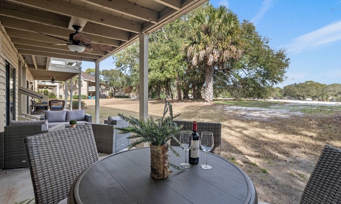 Miramar Beach Villa | All NEW 2Br/2Ba Villa Sleeps 6! 5 Minutes to Beach