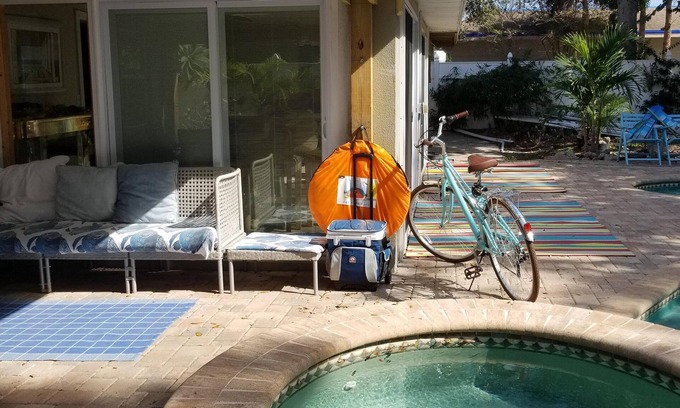 Belleair Bluffs Apartamento | ELLIE'S FUN & SUN ~ MASCOTAS son GRATIS ~ Piscina climatizada / spa ~ Super limpio ~ Capacidad 5
