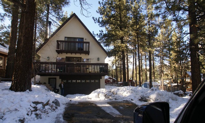 Wrightwood Cabina | Todo Pine Inn - Gran 4BD / 2ba - a pocos pasos de la villa