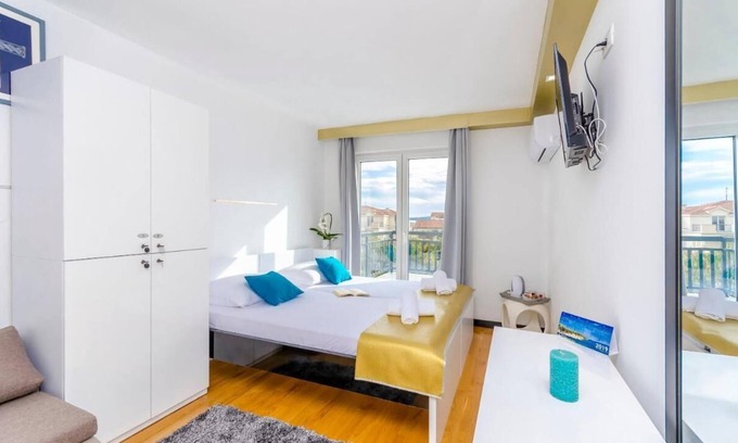 Kastel Stafilic Casa | All Saints Suites B & b Kastela - Habitación Doble
