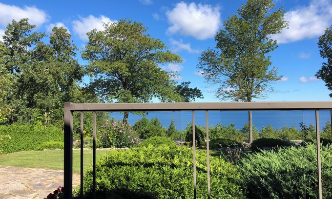 Georgian Bluffs Cabaña | All season spectacular water view cottage overlooking Georgian Bay.