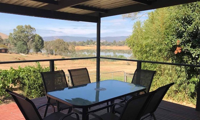 Bonnie Doon Casa | ALL SEASONS RETREAT: 4 BR, 2 BA House in Bonnie Doon, Sleeps 10