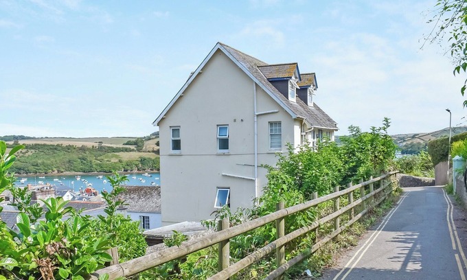 Salcombe Apartamento | All that Salcombe has to offer from your perfect family base.
