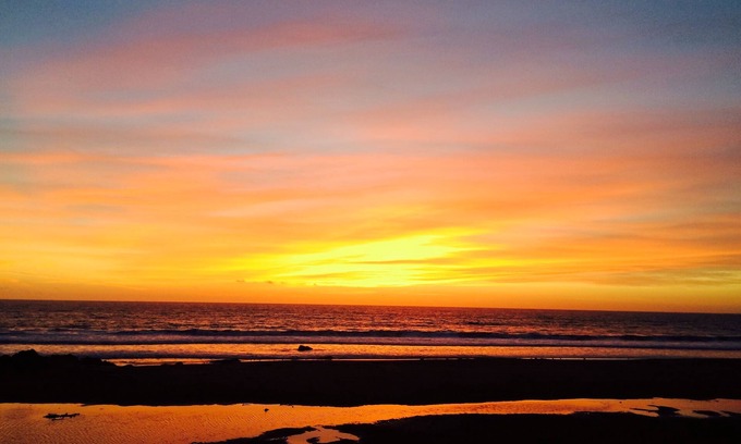 Cayucos Casa | Todas las comodidades! Relájese, descanse, disfrute de la playa, puestas de sol, degustación de vinos y mucho más.
