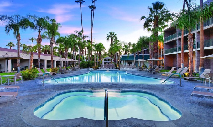 Uptown Design District Complejo | ¡Todas las comodidades de casa!
