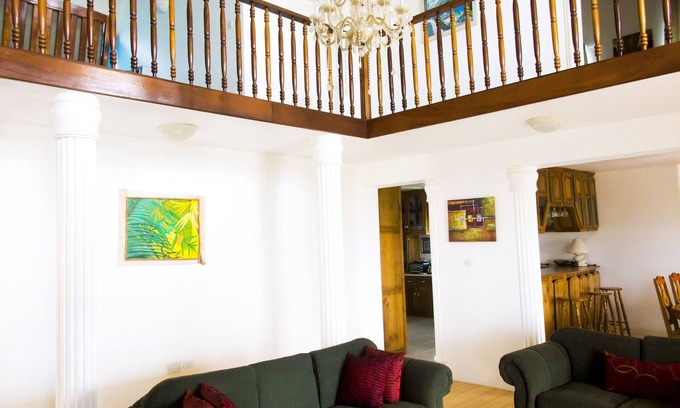 Brighton Casa | Todas las comodidades del hogar junto con los sonidos y vistas terapéuticas de la naturaleza
