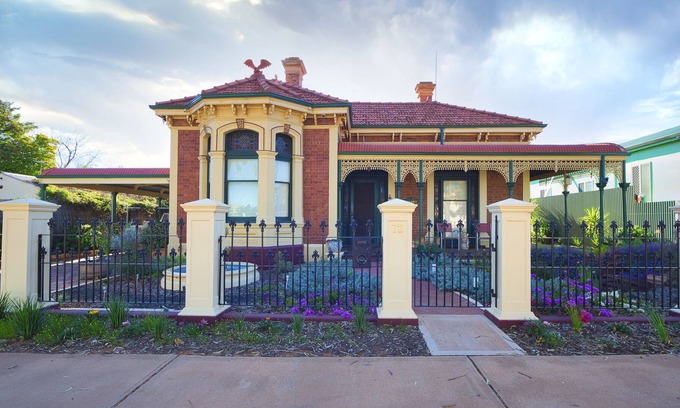 Piccadilly Casa | Allora House Kalgoorlie