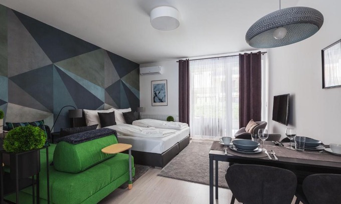 Corvin negyed Apartamento | Alluring Athmosphere State of the Art Style