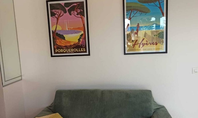 Toulon - Hyeres Apartamento | Almanarre beach house 2