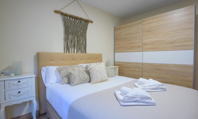 Perchel Norte Apartamento | Almansa Malaga Center