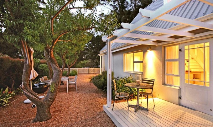 Steenberg Estate Casa | Almondbury Cottage