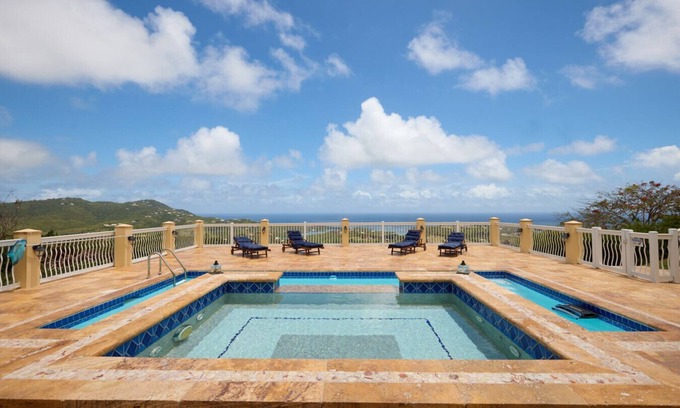 Sion Farm Apartamento | Almost Heaven: Elegant 5 Bed Villa