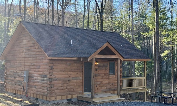 Stanardsville Cabina | Almost Heaven Mountain Cabin