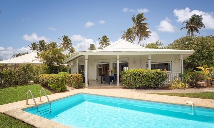 Saint-Francois Villa | Villa de estilo criollo, encantadora, con vista panoramica al mar