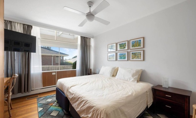 Highett Apartamento | Private king guest suite w/ free parking