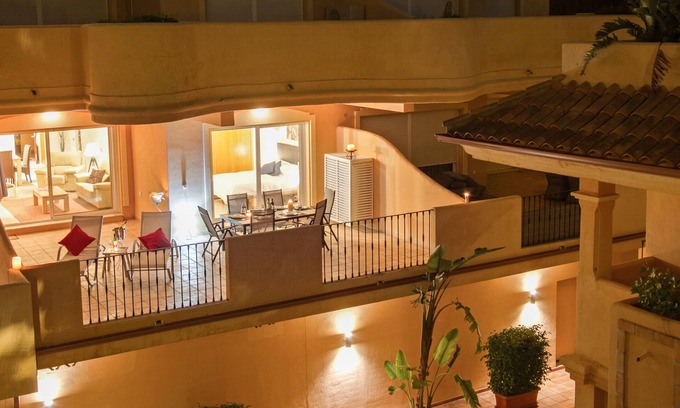 Marbella Apartamento | Aloha Hill Club Golf & Spa Resort