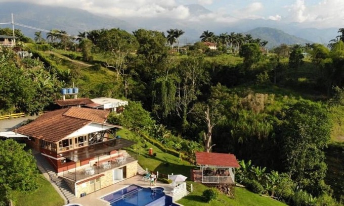 Armenia Chalet De Esquí | ALOJAMIENTO CAMPESTRE EN EL QUINDIO