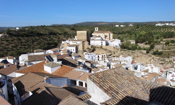 Setenil de las Bodegas Cabina | Alojamiento Rural Carmen