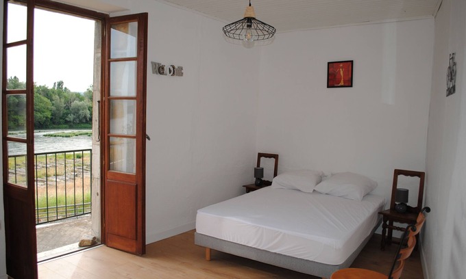 Baix Casa | Along the Rhône, Baix