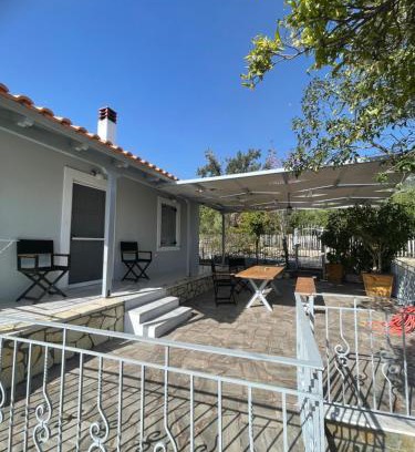 Poulithra Casa | Aloni house