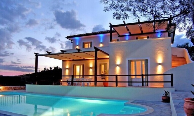 Votsi Villa | Alonissos villa grande de 4 dormitorios con piscina privada