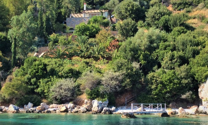 Nimfea Villa | Alonissos - villa idílica con playa privada y jacuzzi y espectaculares vistas al mar