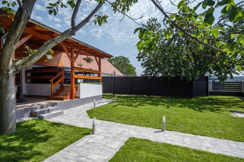 Balatoncsicso Apartamento | Alpakavendégház