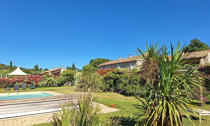 St.-Remy-de-Provence Cabaña | Alpilles Cottage Philippe's Farm pool shared