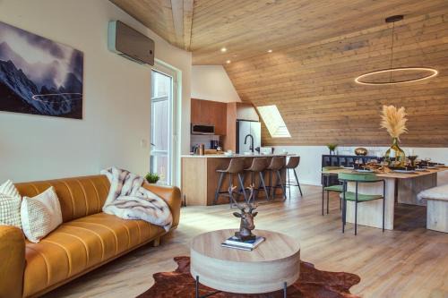 Teepee Town Casa | Alpine Escape 1202