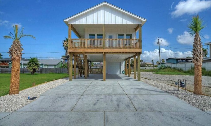 Shibui Sands Casa | Alright Alright Alright with a Private Pool