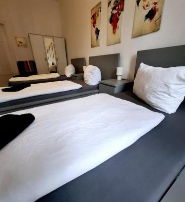 Suedvorstadt Apartamento | Altbau-Schmuckstück an der Karli mit riesigem Balkon