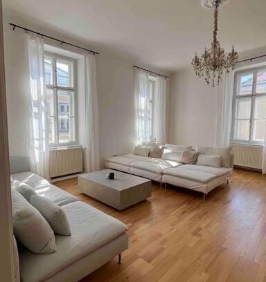 Sankt Leonhard Apartamento | Altbauwohnung im Univiertel!