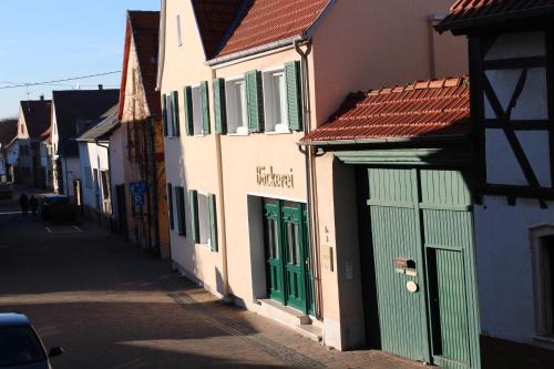 Erbes-Budesheim Apartamento | Alte Backstube - Ferienwohnung & Appartement