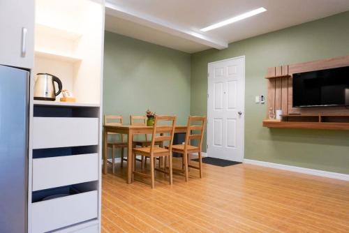 Guadalupe Nuevo Apartamento | ALTEAN Apartments - Lourdes Room