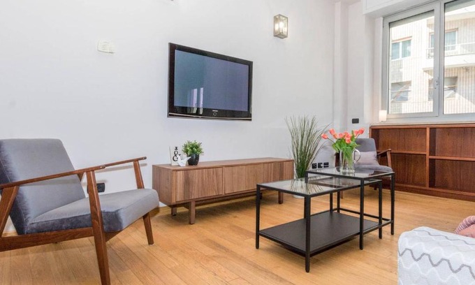 Porta Nuova Apartamento | ALTIDO Apt for 4 in the centre of Milan