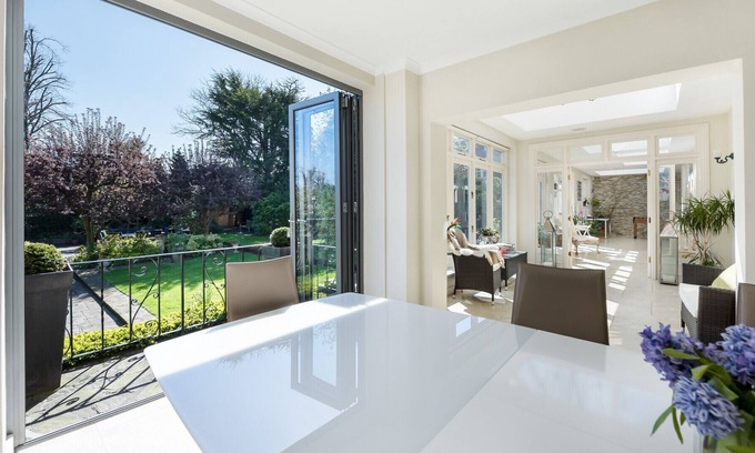 Putney Casa | ALTIDO Modern house w/ garden in Putney