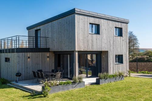 Sibiril Casa | Altitude Marine property