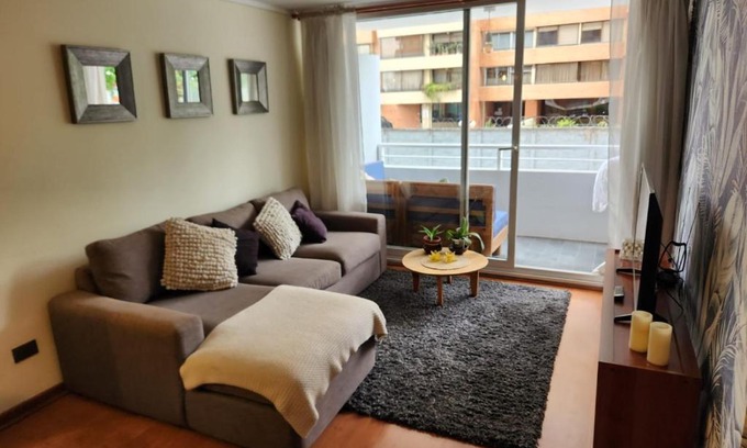 Apoquindo Apartamento | Alto Las Condes - A pasos del Mall - Excelente y cómodo Departamento p/2 personas