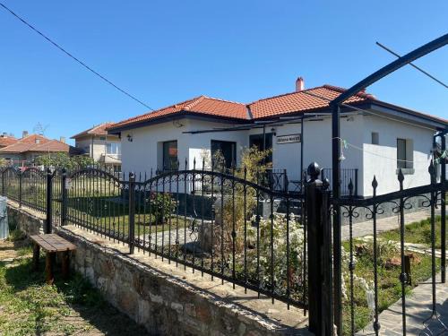 Shabla Casa | Altona North